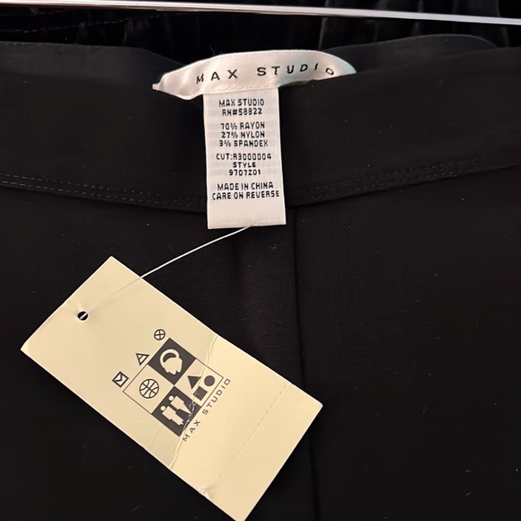 Mac Studio size medium dressy leggings NWT - Picture 2 of 3